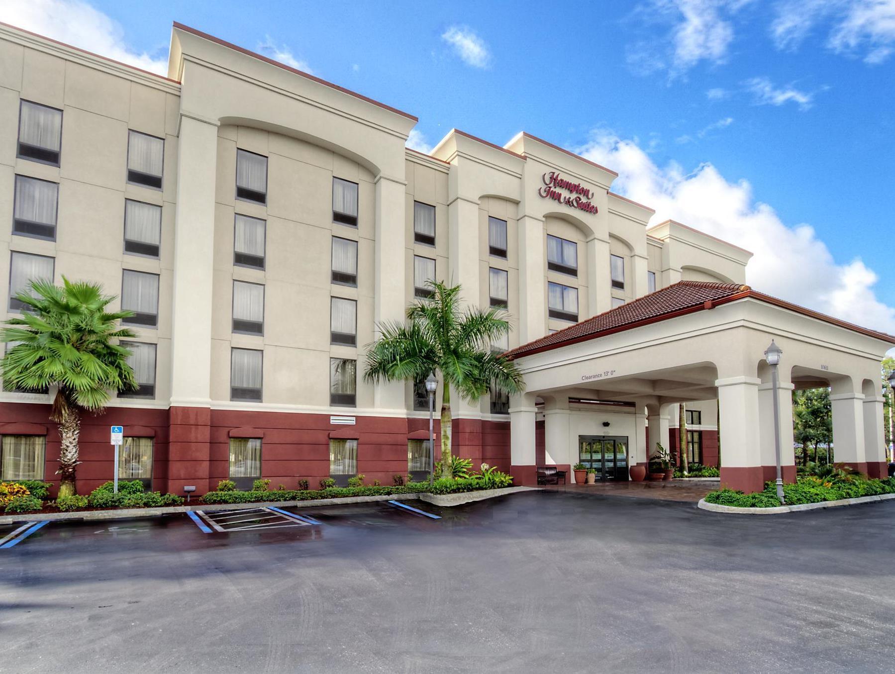 Hampton Inn & Suites Fort Myers Estero Exterior foto